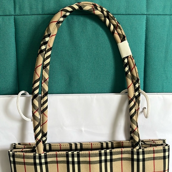 Burberry Vintage Tan Check Shopper Tote Bag. Small. 36x28cm - Brand New - Picture 4 of 10